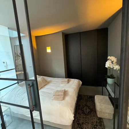 Luxe Gemeubileerd شقة