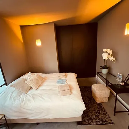 Luxe Gemeubileerd *