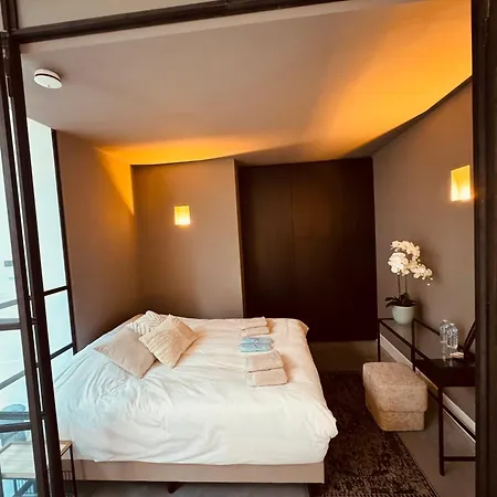 شقة Luxe Gemeubileerd *