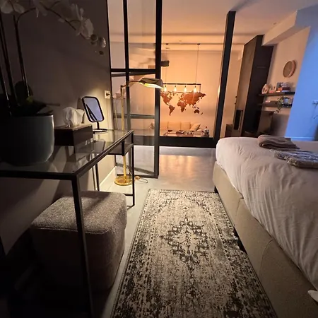 Luxe Gemeubileerd شقة *