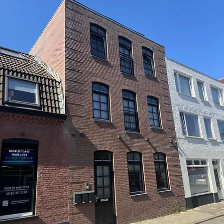 Luxe Gemeubileerd Apartment *