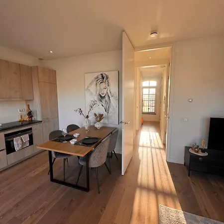 Luxe Gemeubileerd Apartment Eindhoven