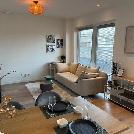 Apartment Luxe Gemeubileerd